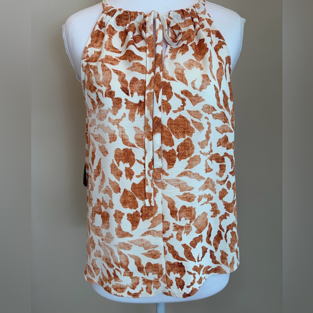 #207 Ryegrass NWT Elegant Brown and White Patterned Top. Size S